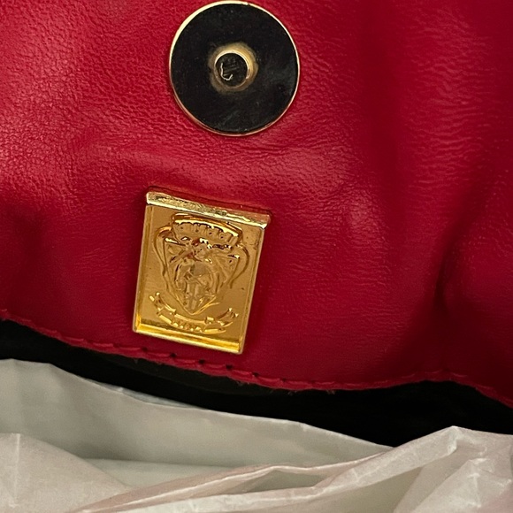 Vintage Gucci alligator drawstring bucket bag in red - Picture 3 of 8
